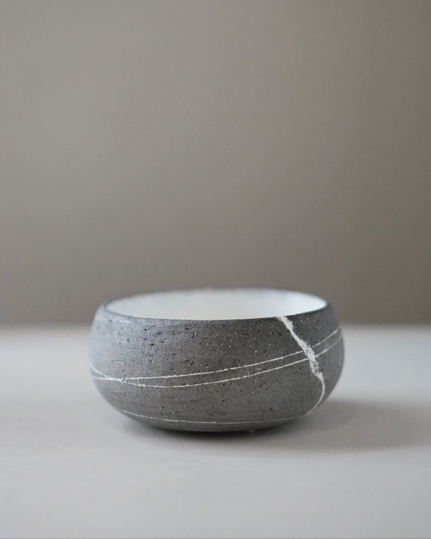 Stillness Pebble 016 / Bowl
