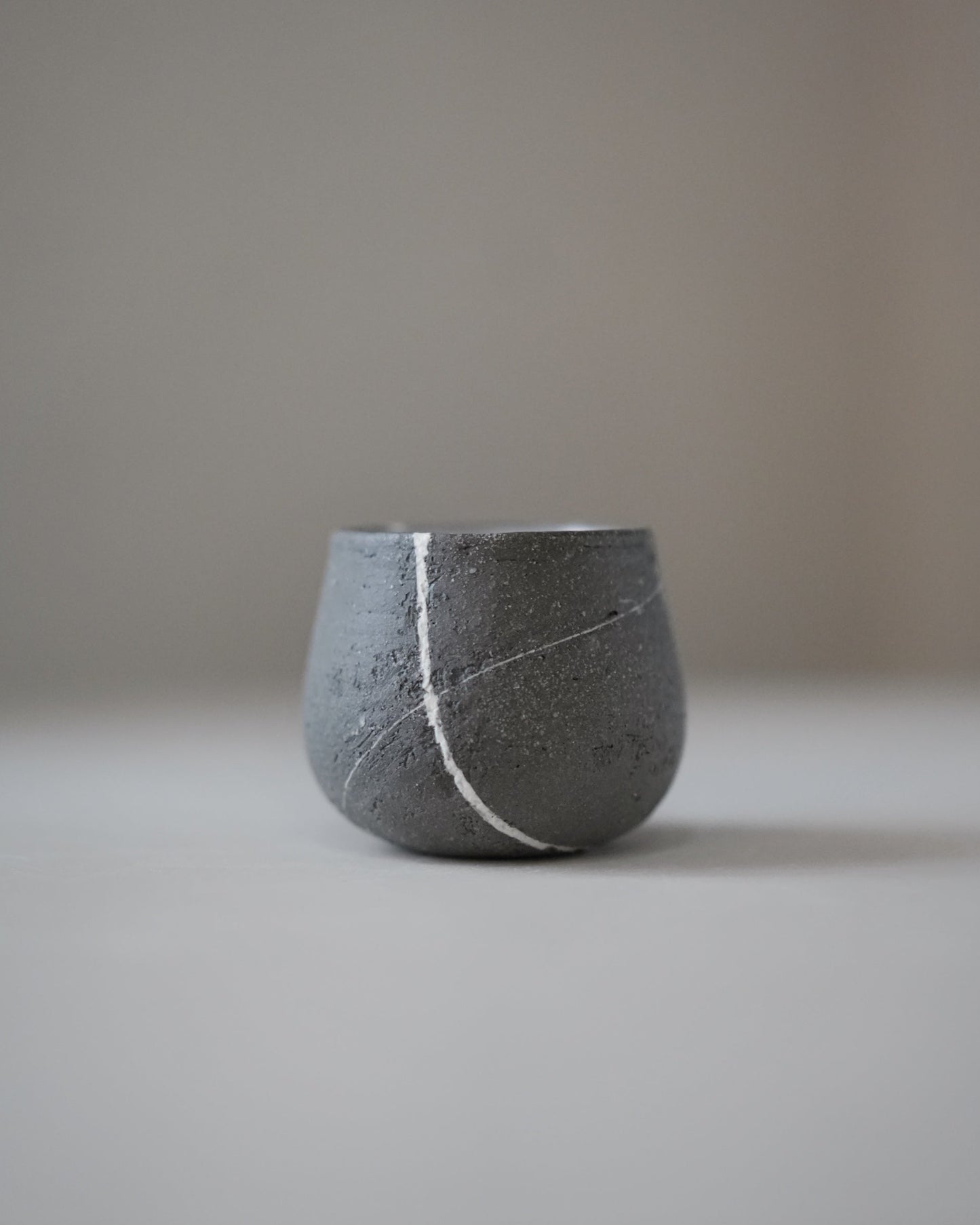 Stillness Pebble 010 / Cup