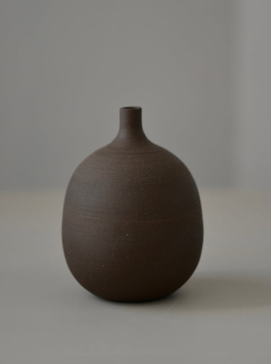 Dark Cocao Round Bud Vase