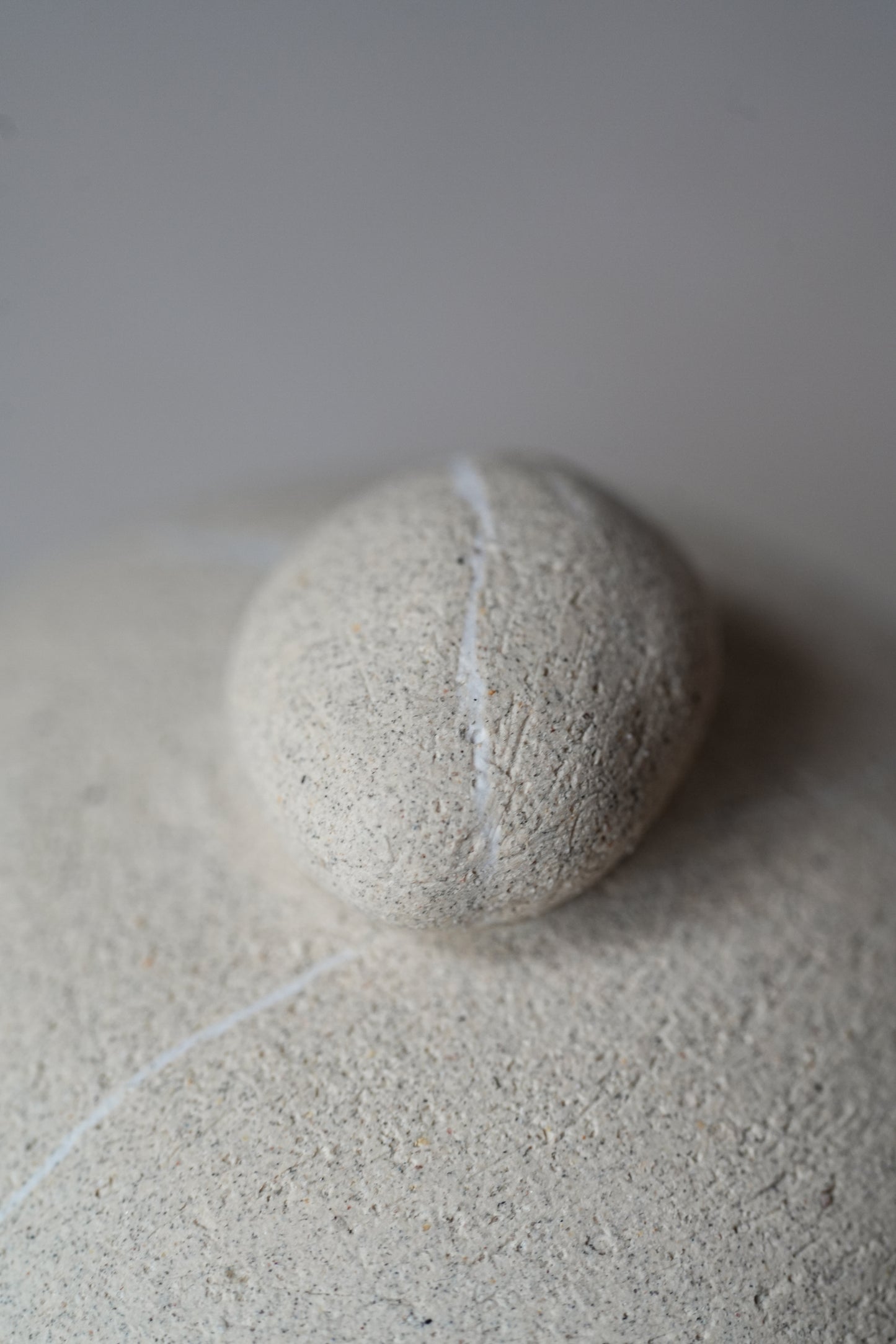 Stillness Pebble 036 / Beige Box