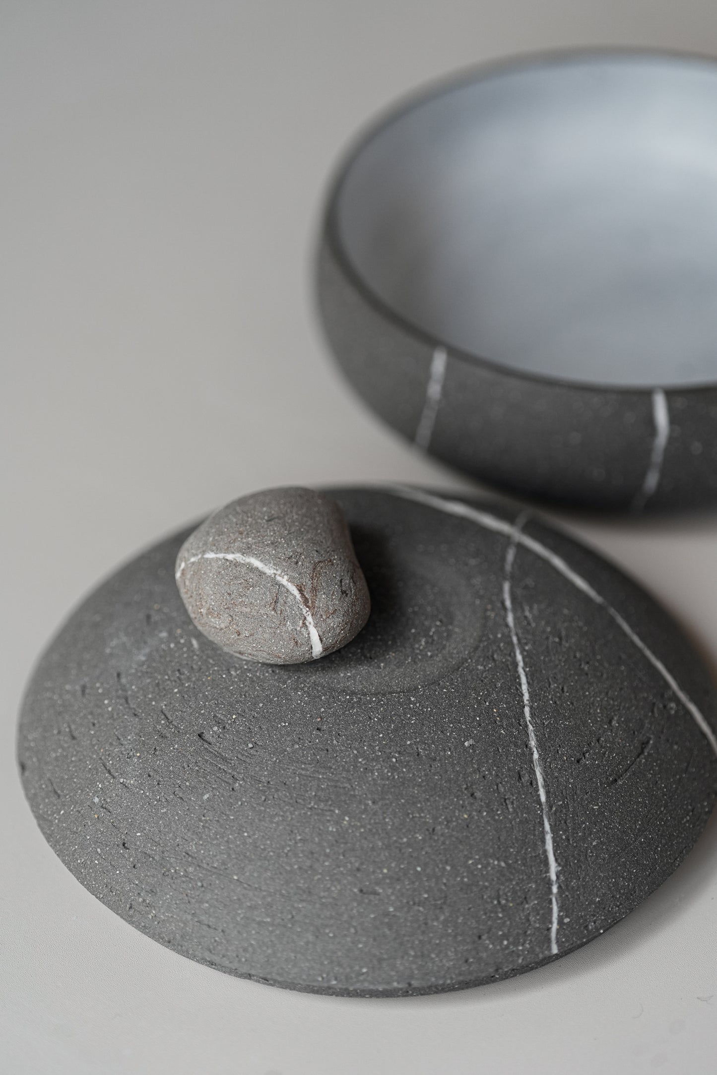 Stillness Pebble 034 / Dark Grey Box
