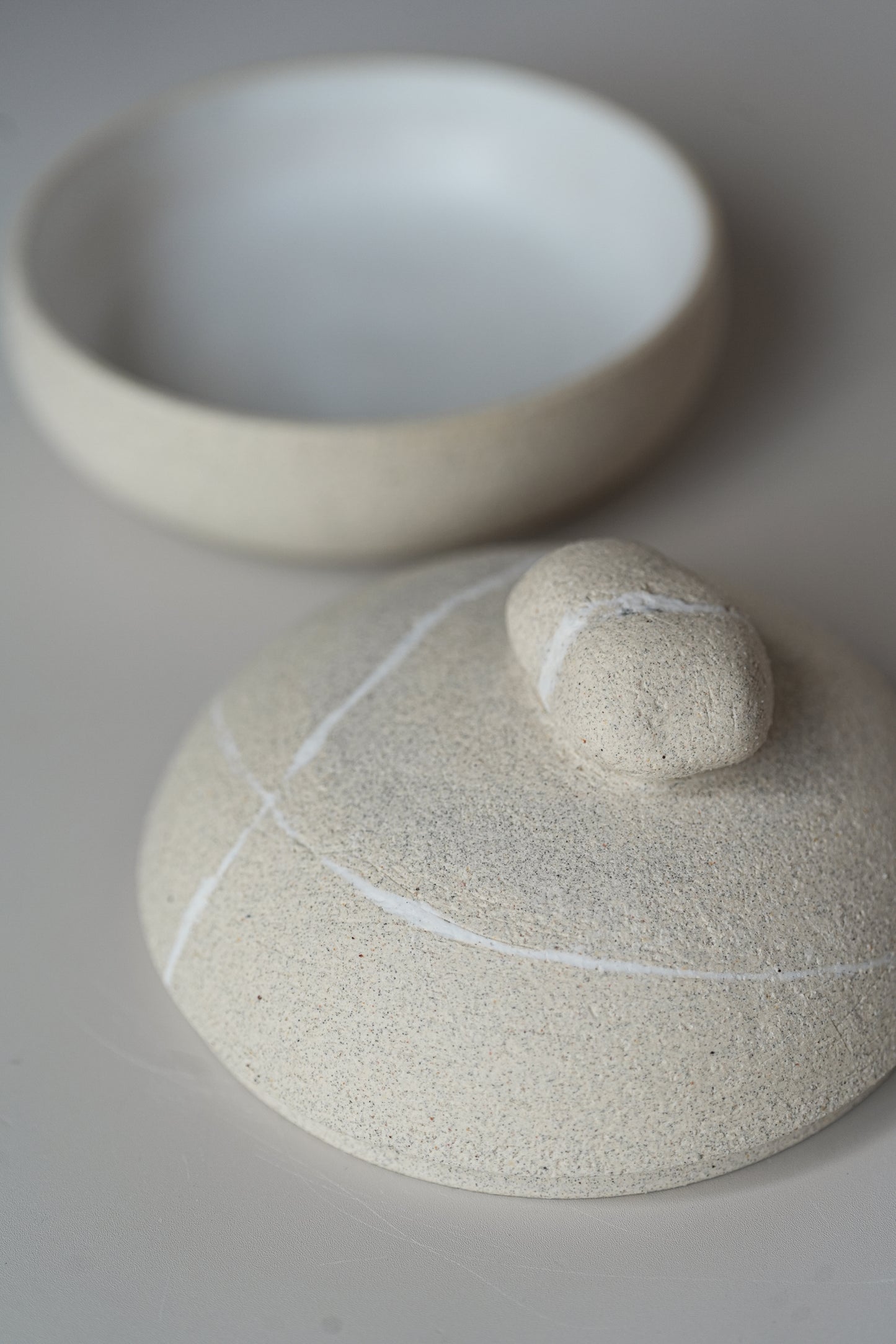 Stillness Pebble 033 / Beige Box