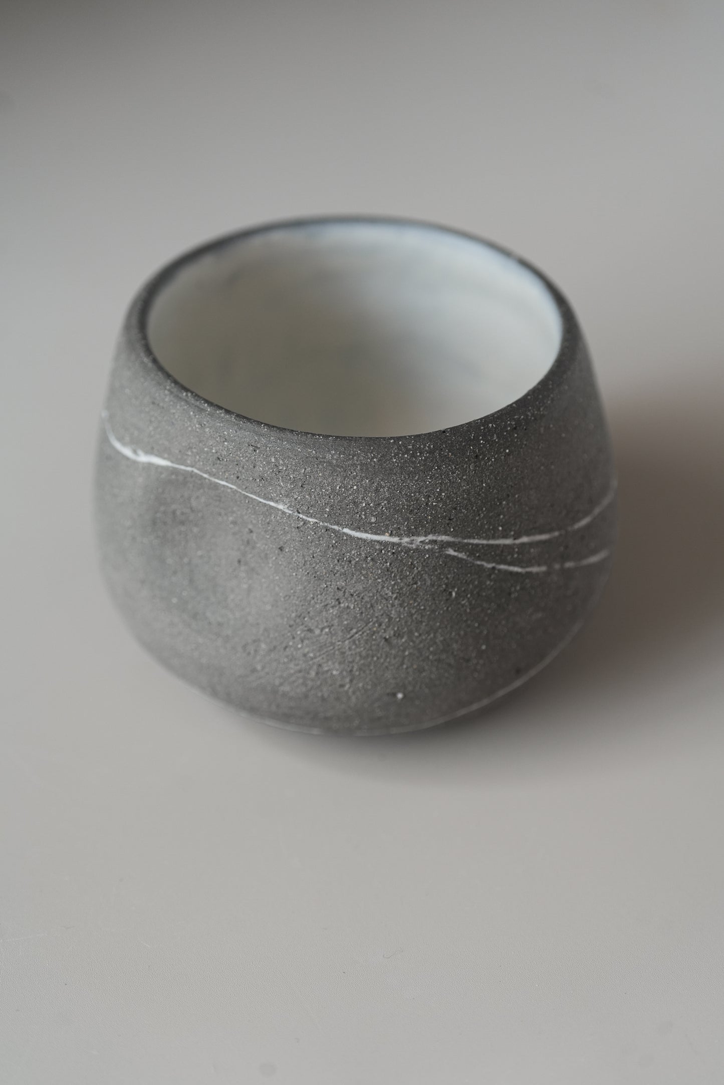 Stillness Pebble 030 / Dimple Cup
