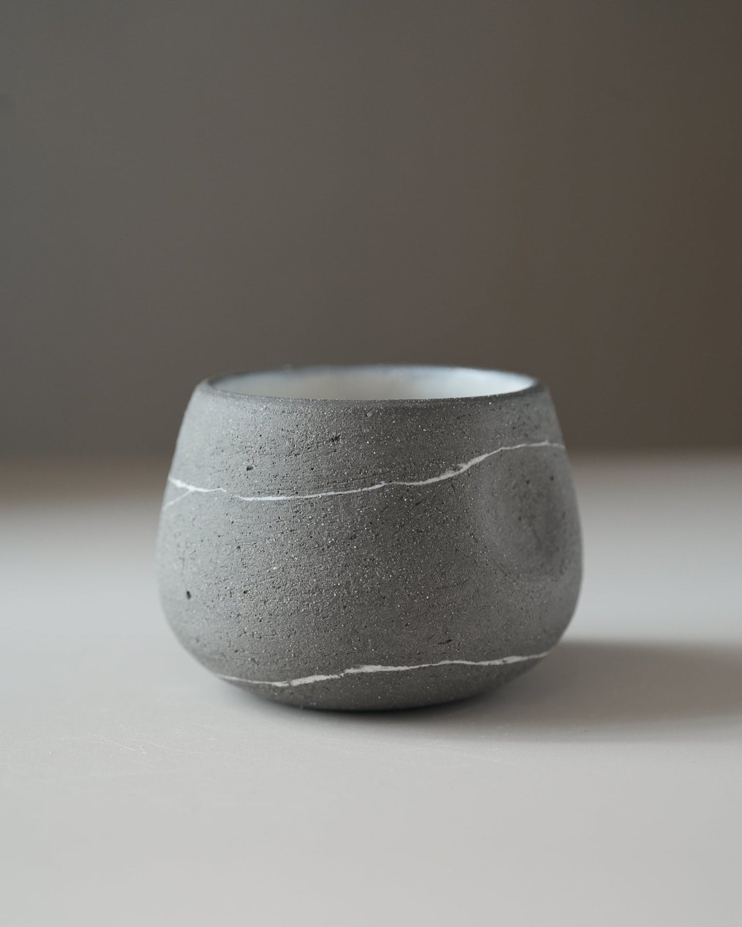 Stillness Pebble 030 / Dimple Cup